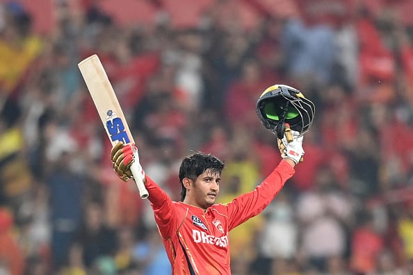 priyansh-arya-century