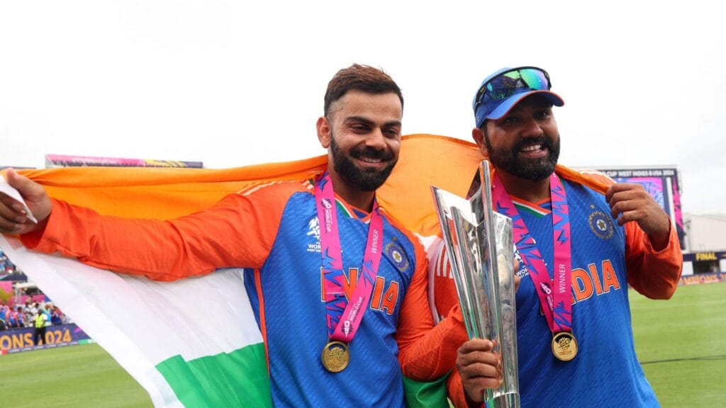 virat-and-rohit-with-t20-world-cup